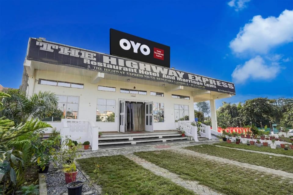 SPOT ON by OYO The Highway Express Hotel in Uttar Pradesh