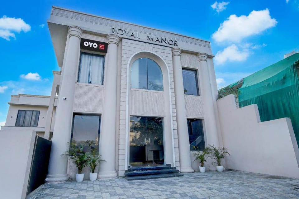 HOTEL O ROYAL MENOR Hotel in Ludhiana