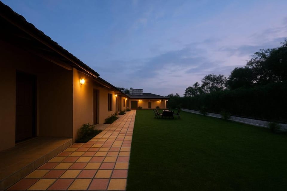 Nayana Corbett Resort Jim Corbett Hotel in Uttarakhand
