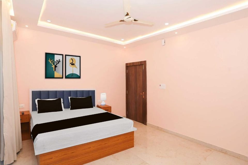Townhouse Ranchi Ratu Maharaja Lake Hotel in Nepal
