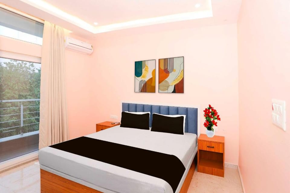 Townhouse Ranchi Ratu Maharaja Lake Hotel in Nepal