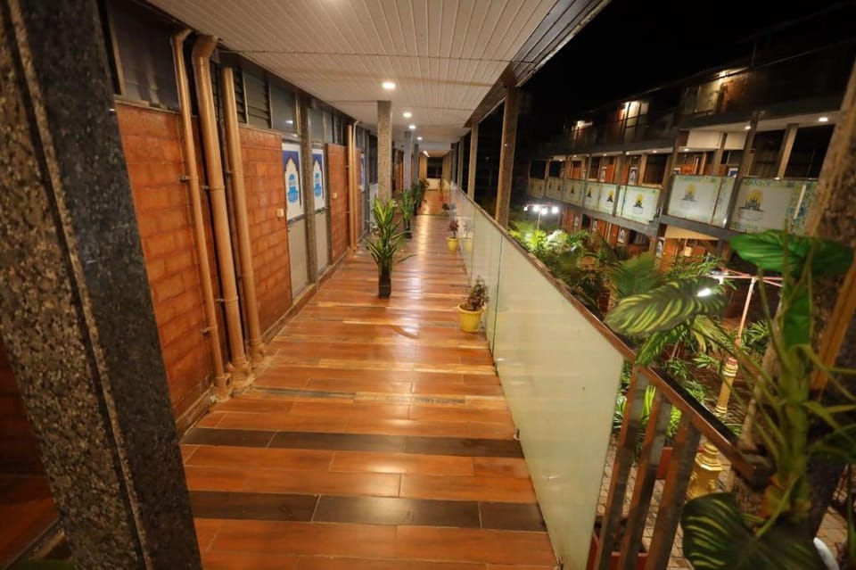 Shri Shiv Villa Resort Hotel in Gujarat