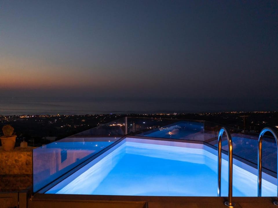 bedroom villa in Maroulas Villa in Crete Region