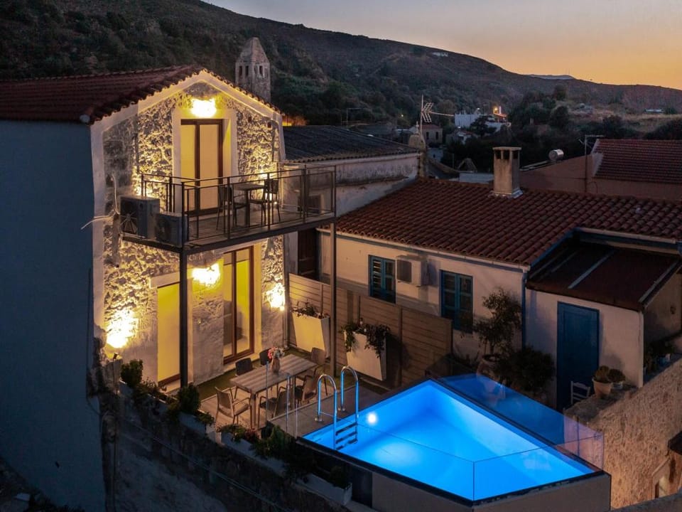 bedroom villa in Maroulas Villa in Crete Region