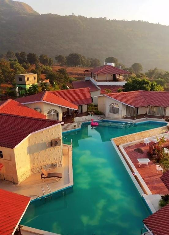 Casa Rossa Resort Hotel in Maharashtra