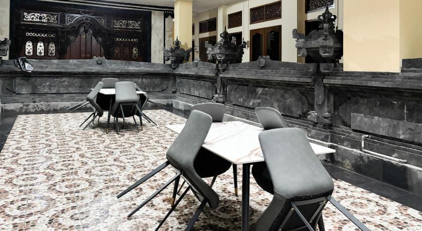 Urbanview Noja Guest House near Living World Denpasar Hotel in Sukawati