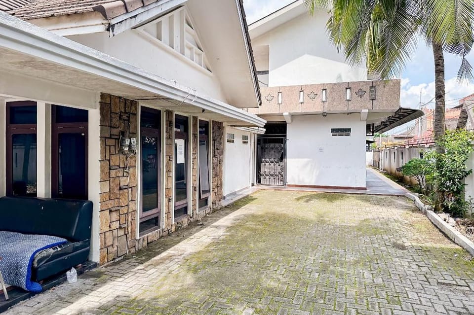 RedDoorz near Gajah Mada Park Medan Hotel in Indonesia