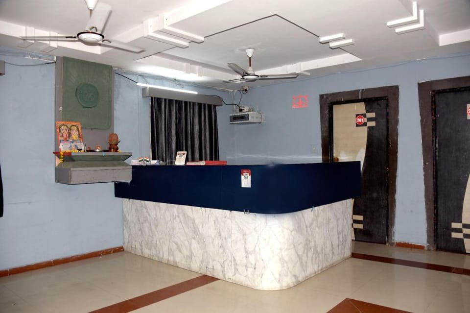 Hotel Divya Palace Hotel in Ahmedabad