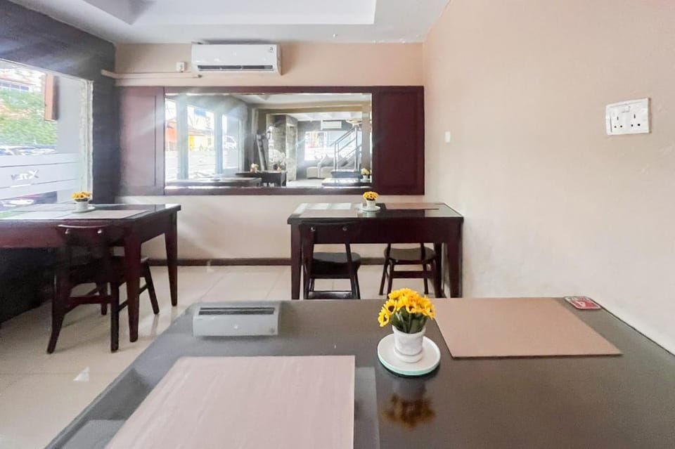 Urbanview Hotel X Ten Harbour Bay Batam Hotel in Riau Islands, Indonesia