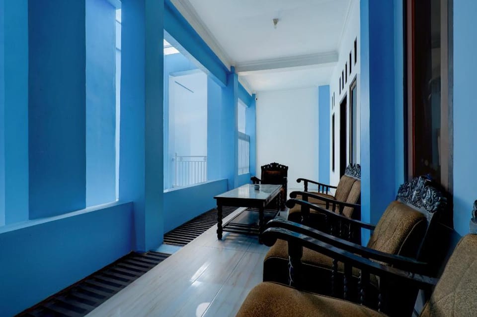 Hotel O 94843 Syariah Hj. Lilis Sukabumi Hotel in West Java