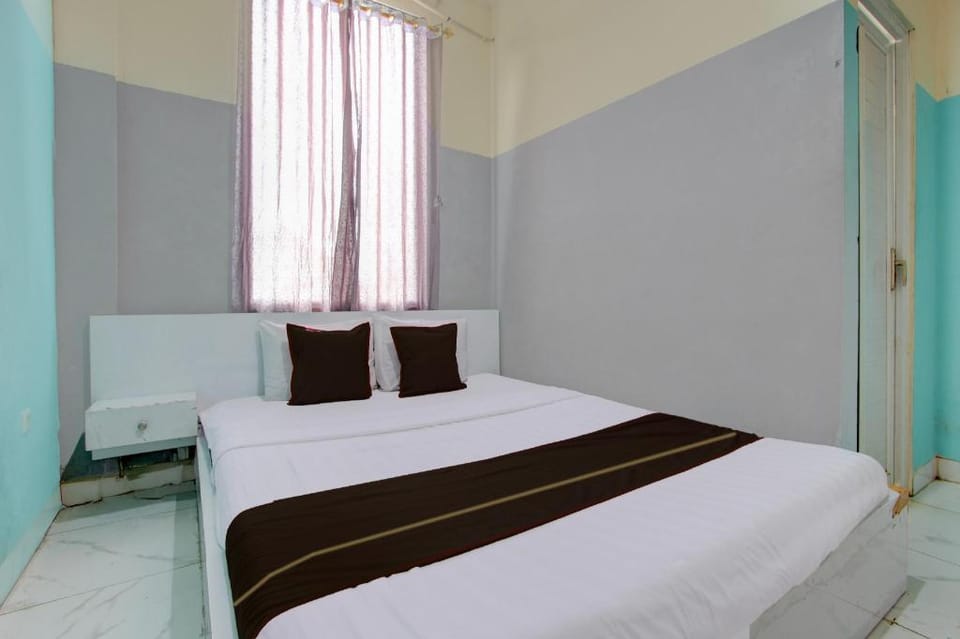 OYO 94919 Nay Guesthouse Dan Kost Hotel in Special Region of Yogyakarta
