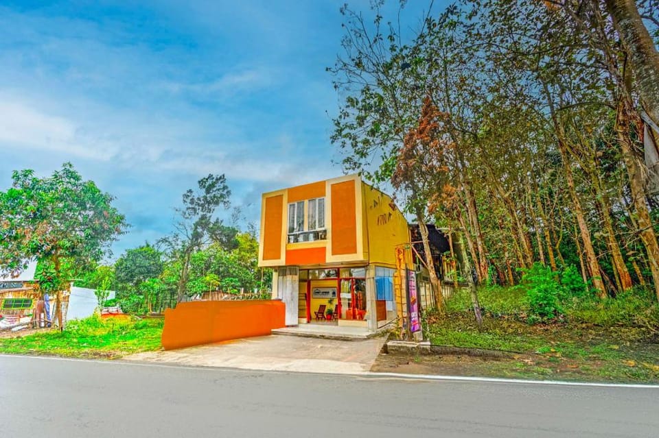 Dancenter The Velodrome Inn Hotel in East Java