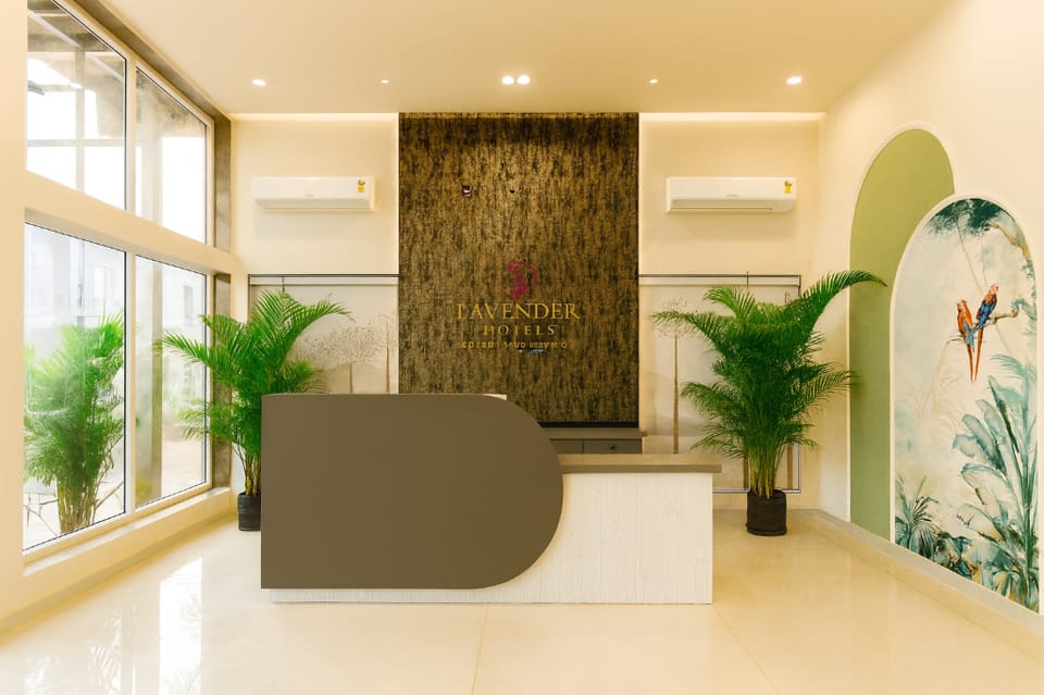 Lavender Hotels With Swimming Pool - Statue Of Unity Hotel in Gujarat