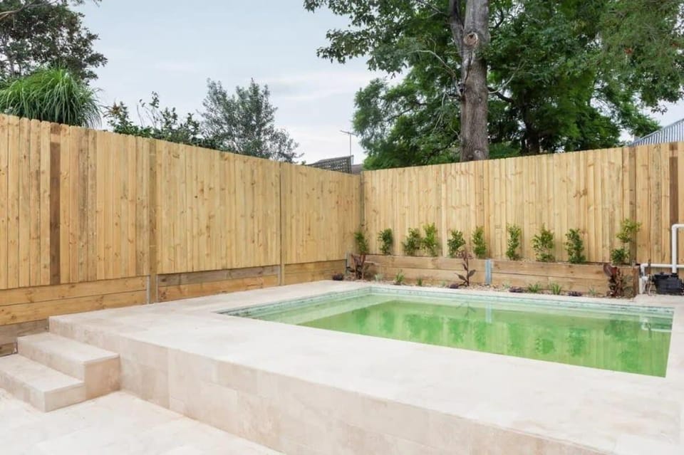 Elegant 3-Bed Heritage House with Swimming Pool Apartment in Rozelle