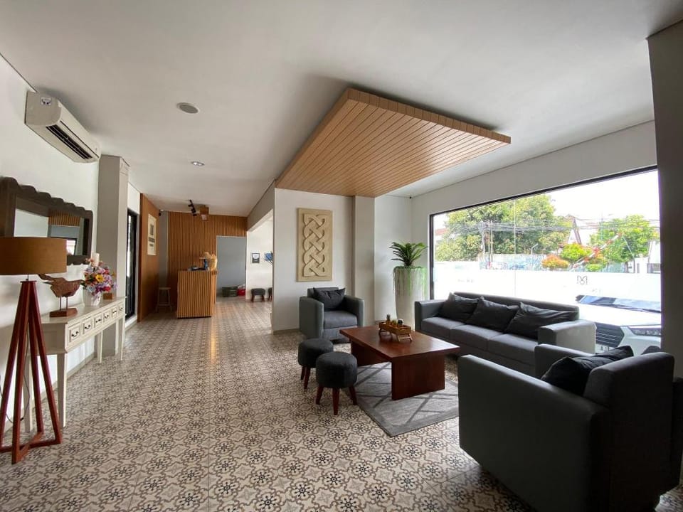 THE MOLAS HOTEL by Puri Chorus Hotel in Yogyakarta
