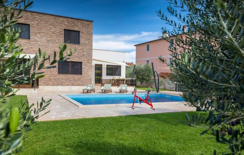 Villa Gigi - Medulin by Villas Guide Villa in Medulin
