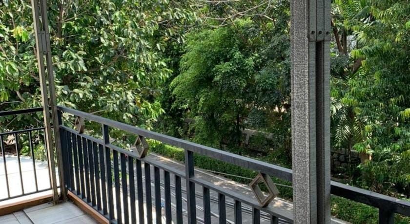 NamRoom At Pulomas Hotel in Jakarta