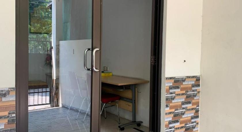 NamRoom At Pulomas Hotel in Jakarta