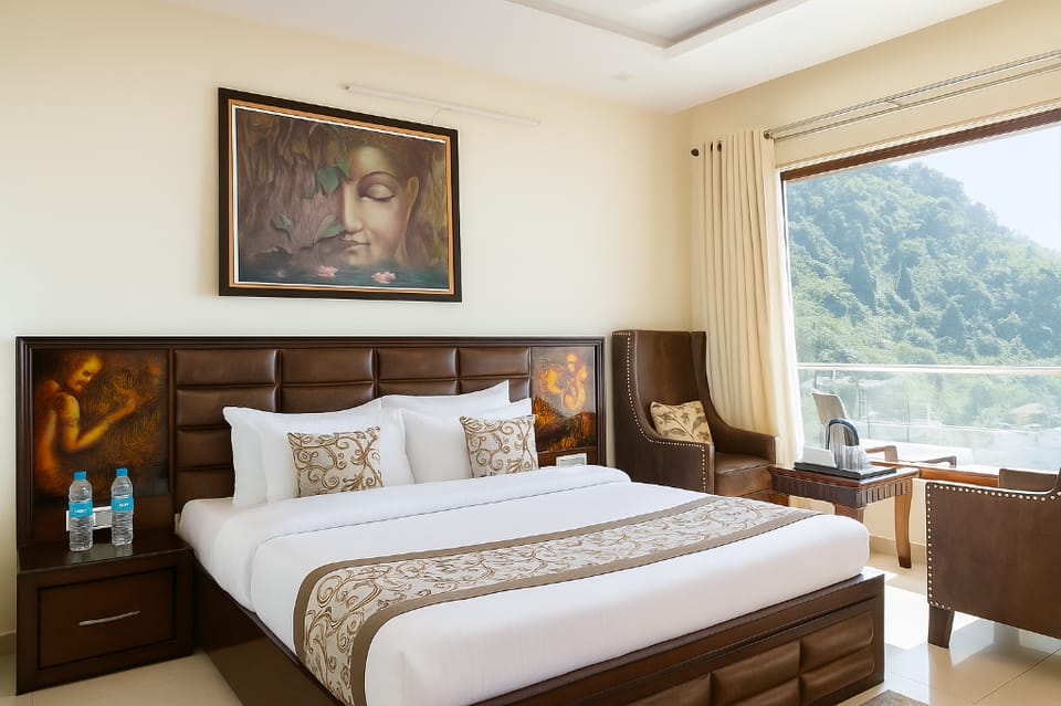 Hotel Winter Line Inn Near St Francis Monastery Hotel in Uttarakhand