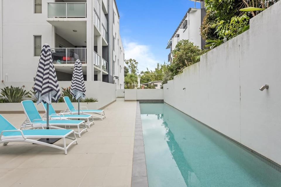 Central Cosy 2-Bed with Pool and near QUT & CBD Apartment in Brisbane City