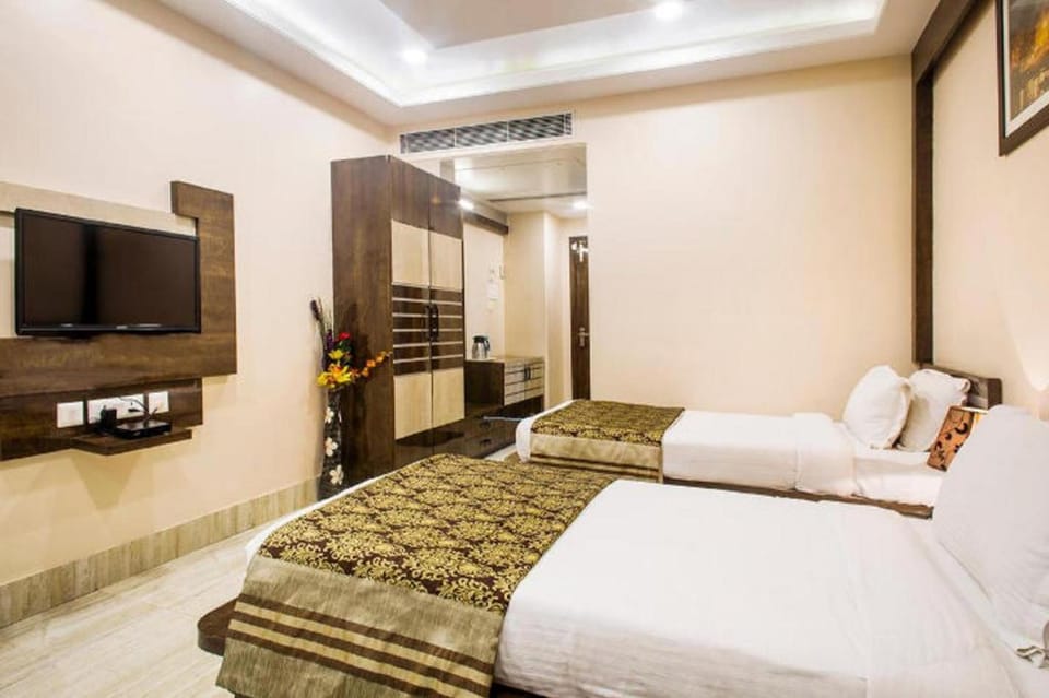 Hotel Madhuvan Palace Varanasi Hotel in Varanasi