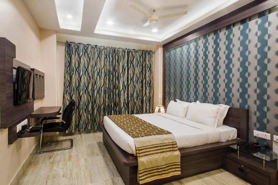 Hotel Madhuvan Palace Varanasi Hotel in Varanasi