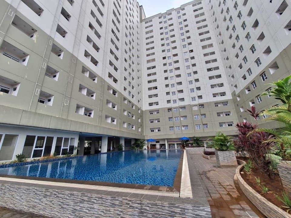 Bram Rooms Loftvilles City Serua Hotel in Jakarta