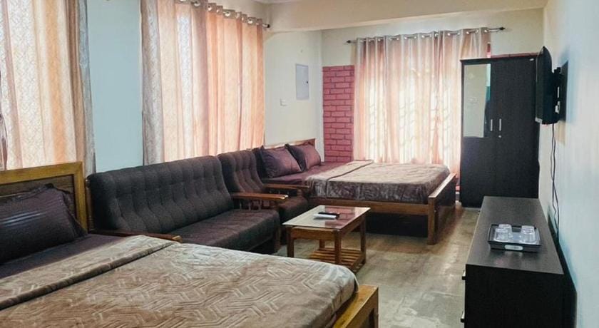 Green Hill Guest House Hotel in Tamil Nadu