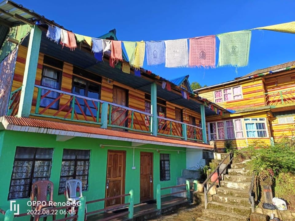 Paradise Homestay Hotel in West Bengal