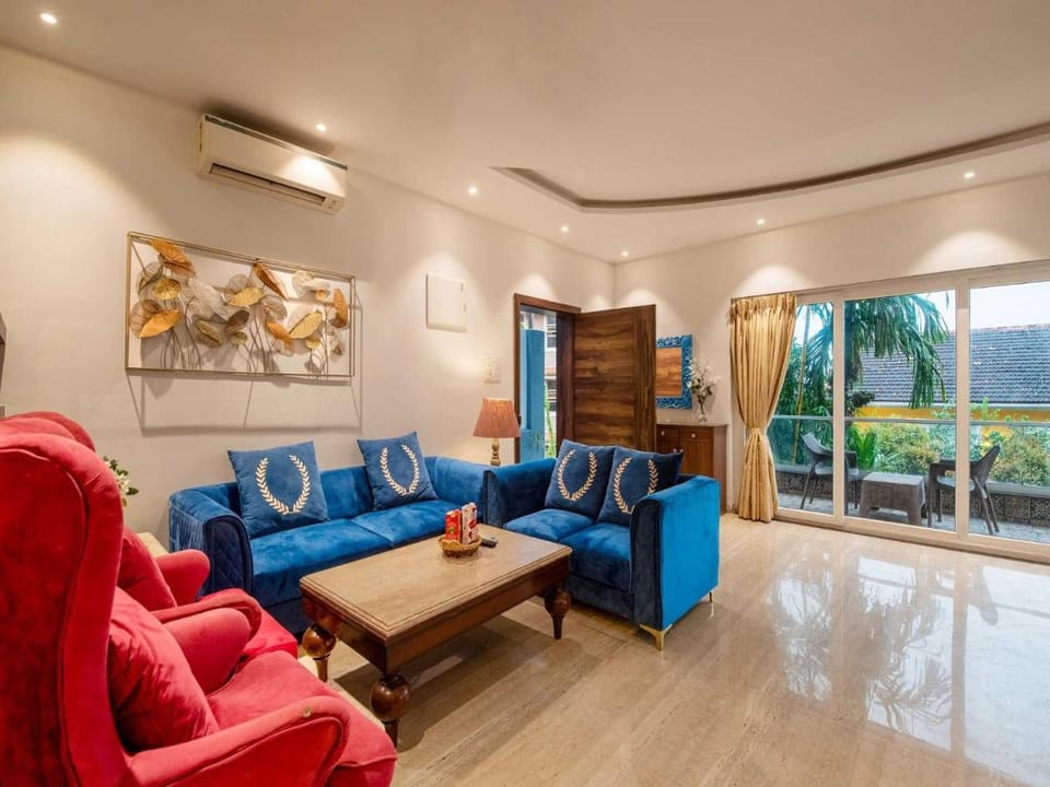 The Infinity Pool Villa Hotel by DanCenter, Baga Beach, Goa Villa in Baga