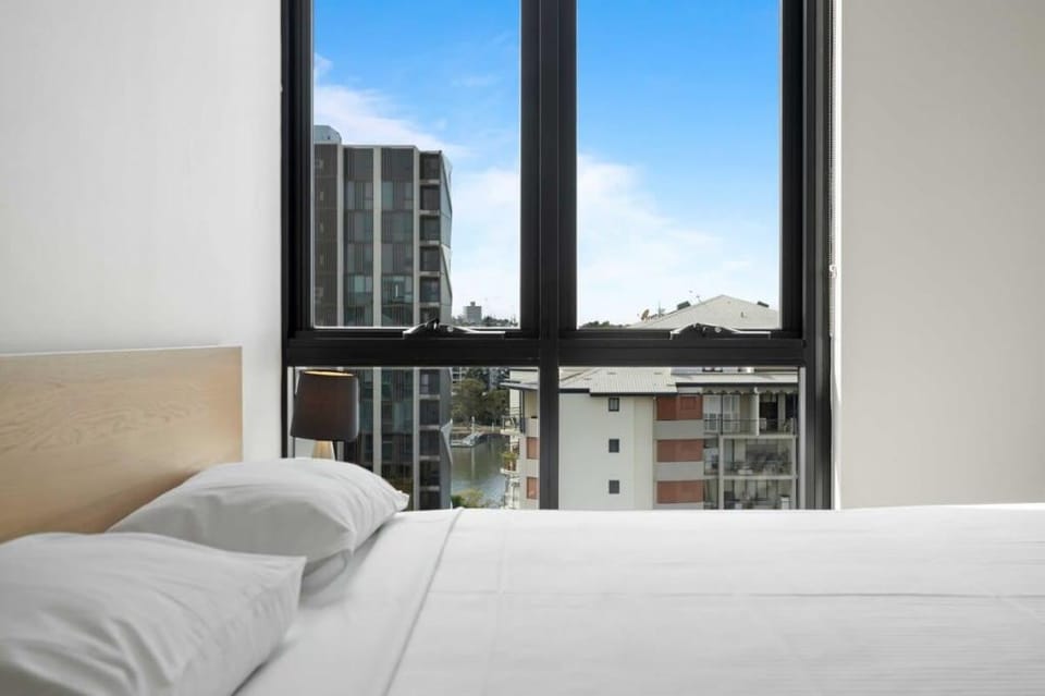 Spaciously Bright 1-Bed Apartment Apartment in Brisbane City