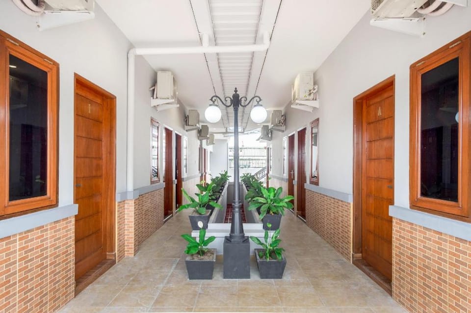 Hotel O Aljadid Masjid Raya Al Mashun Medan - 6 Hour Stay Hotel in Indonesia