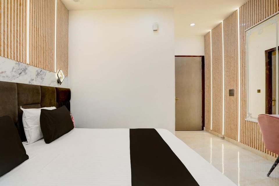 SPOT ON G Grand Hotel Hotel in Delhi