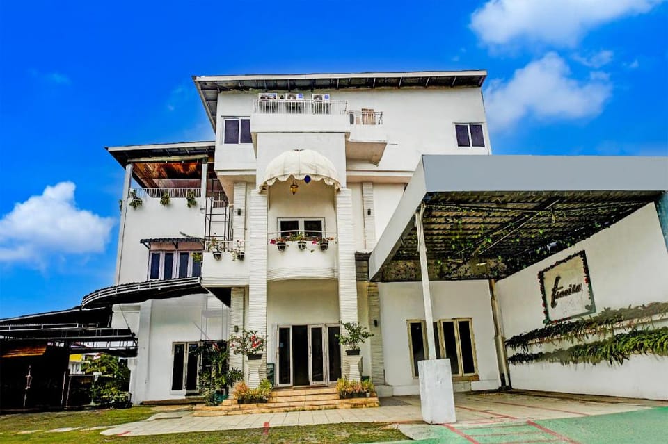 Dancenter Wisma Tsacita Hotel in Indonesia