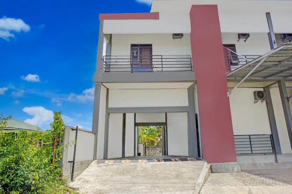 Dancenter Alif Guest House Hotel in Indonesia