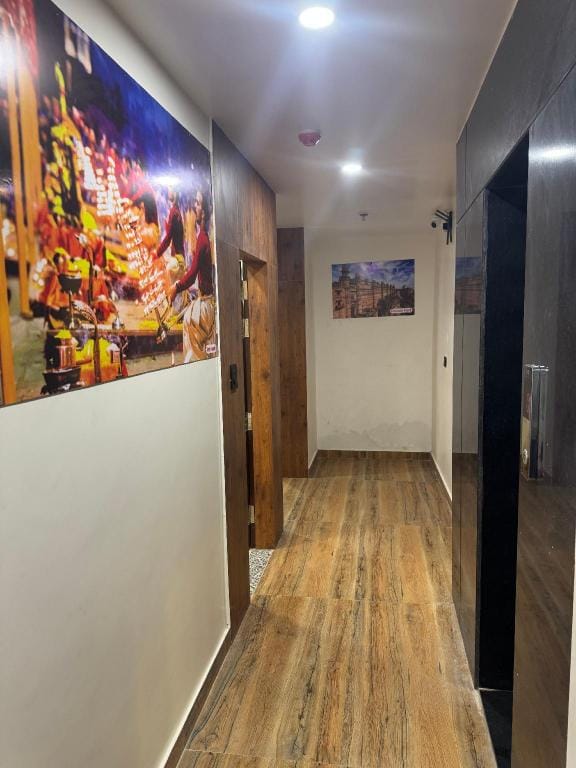 Lakhdatar Home Stay Hotel in Varanasi