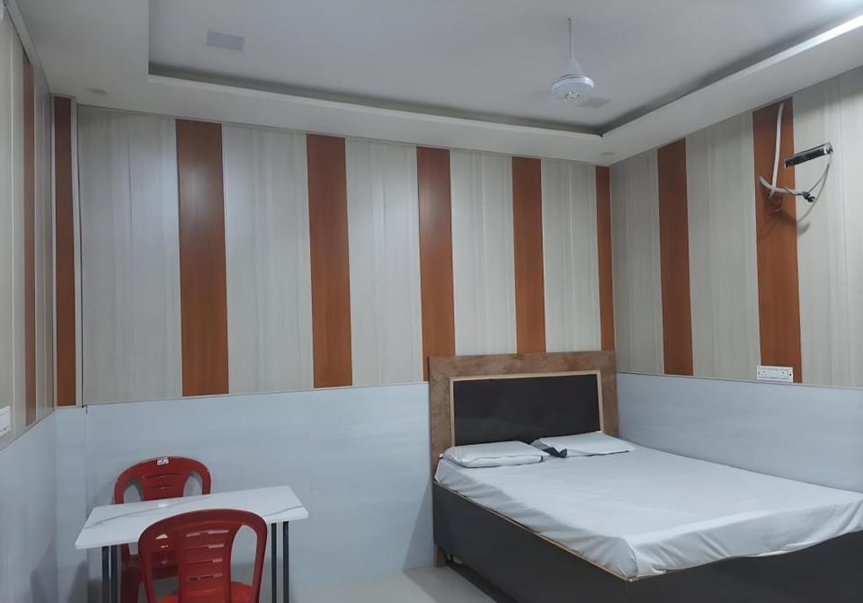 Hotel Divya & Party Hall Bareilly Hotel in Uttar Pradesh