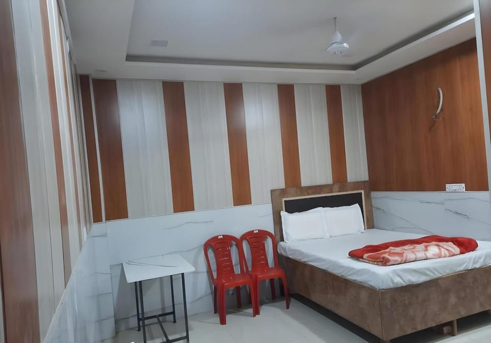 Hotel Divya & Party Hall Bareilly Hotel in Uttar Pradesh