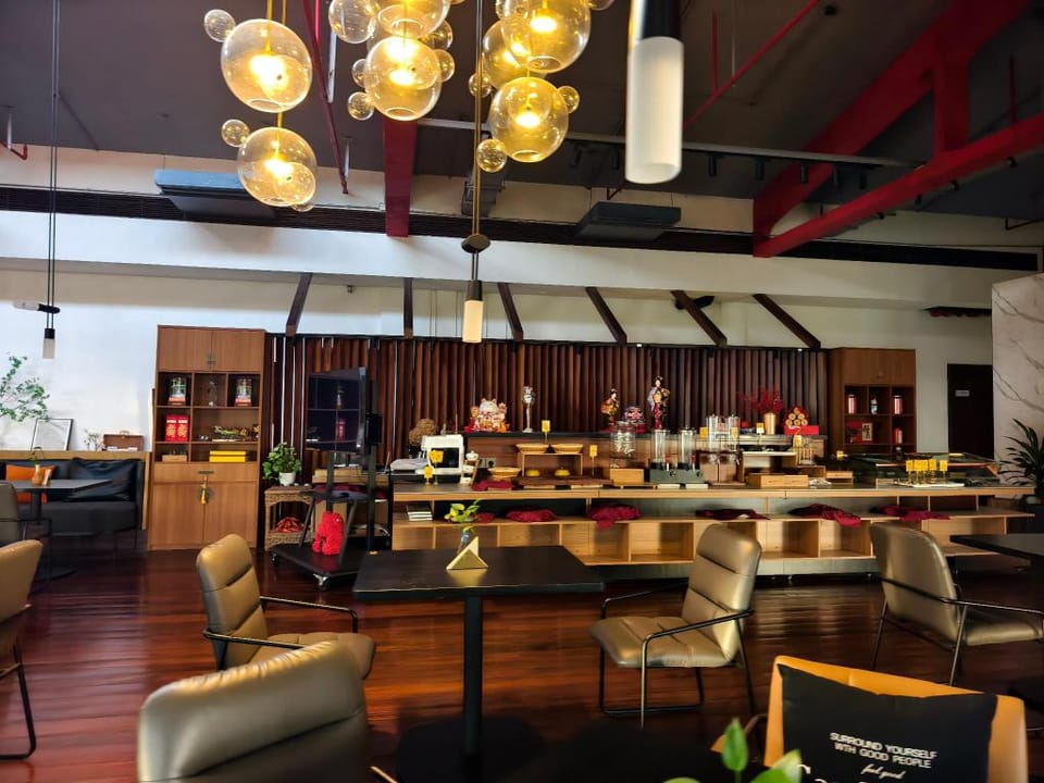 W9-Hotel Shanghai Pudong Airport 24-Hour Free Shuttle Bus Hotel in Shanghai