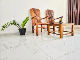 Lucky Pearl Beach Resort Apartment in Southern Province