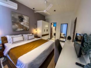 Marine Breeze Residencies Colombo Apartment in Colombo