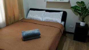 Self-Checkin - Piekny Dom - A Beautiful Home Apartment in Las Pinas