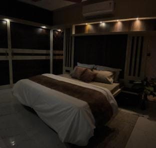 FAMJAM - 4BHK apartment Apartment in Jaipur