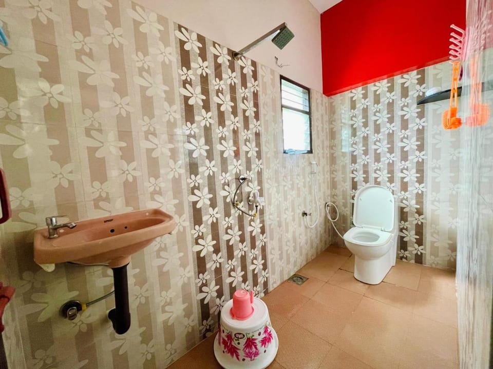 Royal Paradise Inn Apartment in Tamil Nadu