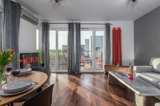 Lumina 3-room apart with large terrace Apartment in Warsaw