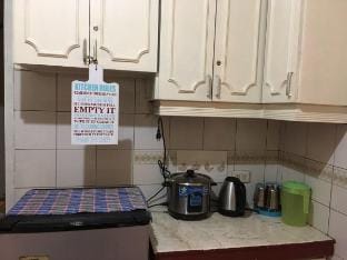City Proper Condo -Near Burnham Park/ Night Market Apartment in Baguio