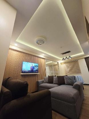 Fully furnished 2 bedroom unit @Magnolia Place Q.C Apartment in Quezon City