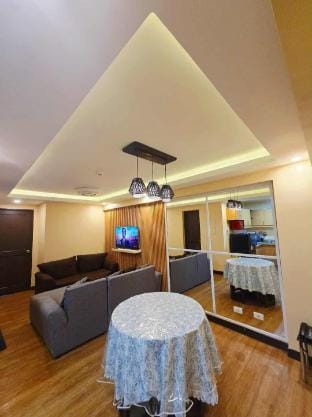 Fully furnished 2 bedroom unit @Magnolia Place Q.C Apartment in Quezon City