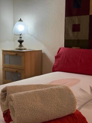 Bedroom in apartment. Sants area. Komfort Apartment in L'Hospitalet de Llobregat