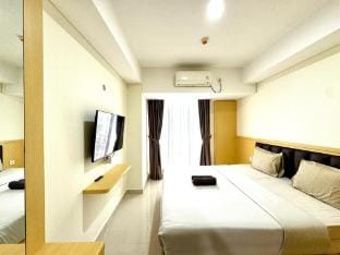 HAI Home 1911 Sea View Studio at Pollux Habibie Apartment in Riau Islands, Indonesia